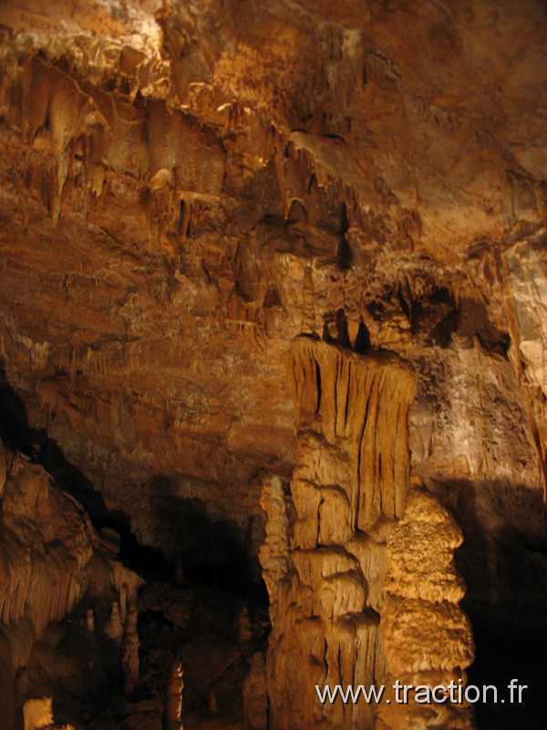 2011_CVAAM_35ans_16_Grotte (11).JPG - 35 Ans du CVAAM, sortie dans le Doubs et le Jura, du 26 Avril au 1er Mai 2011, Les Grottes des Moidons